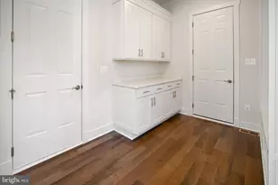 7405 Copper Lake Dr, Hanover, MD 21076 - Photo 18
