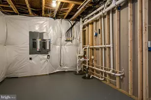 7407 Copper Lake Dr, Hanover, MD 21076 - Photo 38