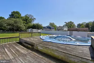 7821 Bodkin View Dr, Pasadena, MD 21122 - Photo 26
