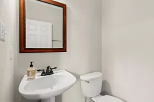 2614 Streamview Dr, Odenton, MD 21113 - Photo 14