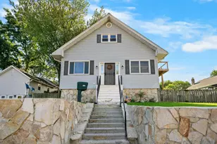 113 W Edgevale Rd, Baltimore, MD 21225 - Photo 2