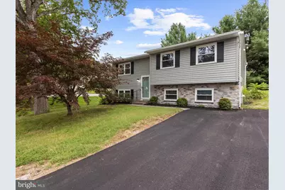130 Clarence Avenue, Severna Park, MD 21146 - Photo 2