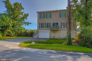 3762 Beach Dr Blvd, Edgewater, MD 21037 - Photo 2