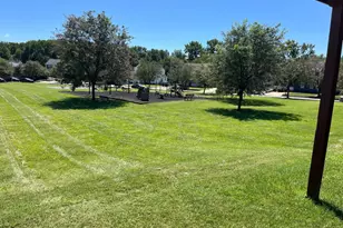 7541 Moraine Dr, Hanover, MD 21076 - Photo 4