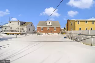 205 Camrose Ave, Baltimore, MD 21225 - Photo 28