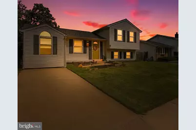 7913 Kings Bench Place, Pasadena, MD 21122 - Photo 2