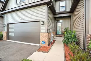 7195 Wolf Trap Ct, Glen Burnie, MD 21060 - Photo 2