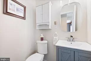 7917 Parke W Dr, Glen Burnie, MD 21061 - Photo 18