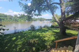 15 Beach Rd, Glen Burnie, MD 21060 - Photo 2