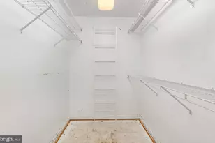 7862 Bodkin View Dr, Pasadena, MD 21122 - Photo 16