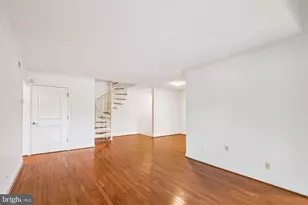 300 Hilltop Ln, Annapolis, MD 21403 - Photo 10