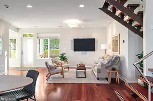 513 Horn Point Dr, Annapolis, MD 21403 - Photo 10