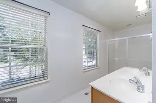8005 Silver Fox Dr, Glen Burnie, MD 21061 - Photo 18