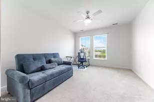 8609 Wintergreen Ct, Odenton, MD 21113 - Photo 10