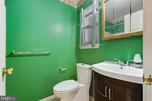 5103 Ballman Ave, Baltimore, MD 21225 - Photo 12