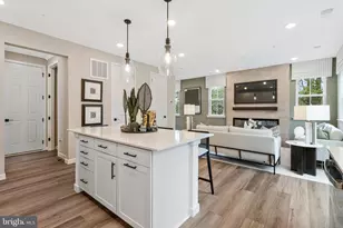 5727 Howard Dr, Glen Burnie, MD 21061 - Photo 6