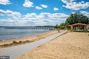 100 Carroll Dr, Annapolis, MD 21403 - Photo 8