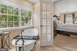 8504 Summershade Dr, Odenton, MD 21113 - Photo 40