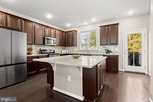 2820 Etley Ct, Hanover, MD 21076 - Photo 2