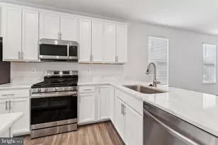 227 Jenkins Way, Glen Burnie, MD 21061 - Photo 2