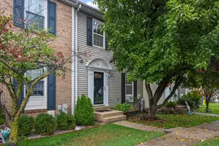 655 Realm Ct W, Odenton, MD 21113 - Photo 2