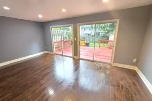 7655 Sherlock Ct, Pasadena, MD 21122 - Photo 10