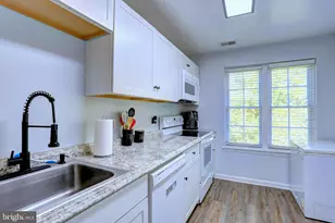 105 Water Fountain Way, Glen Burnie, MD 21060 - Photo 6