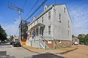 32 East St, Annapolis, MD 21401 - Photo 1