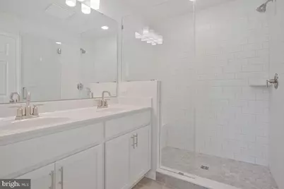 404 Warwick, Edgewater, MD 21037 - Photo 32