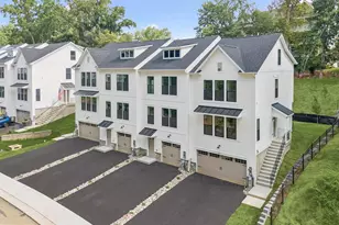 2075 Old Admiral Ct, Annapolis, MD 21401 - Photo 2