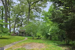 355 Sturtons Ln, Pasadena, MD 21122 - Photo 36