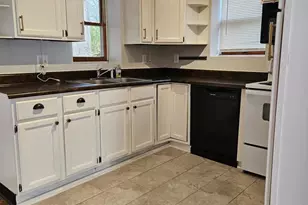 355 Sturtons Ln, Pasadena, MD 21122 - Photo 12