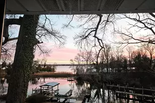 355 Sturtons Ln, Pasadena, MD 21122 - Photo 4