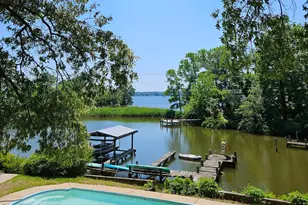 355 Sturtons Ln, Pasadena, MD 21122 - Photo 32