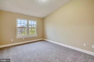 2408 Forest Edge Ct, Odenton, MD 21113 - Photo 16