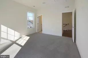 7327 Wisteria Pt Dr, Hanover, MD 21076 - Photo 36