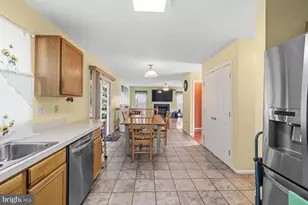 112 Farmbrook Ln, Hanover, MD 21076 - Photo 18