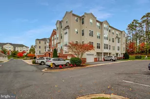 8615 Wandering Fox Trail, Odenton, MD 21113 - Photo 4