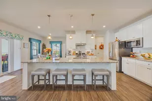 7560 Newmanstown Dr, Hanover, MD 21076 - Photo 12