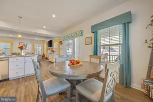 7560 Newmanstown Dr, Hanover, MD 21076 - Photo 16