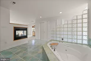 2113 Lake Dr, Pasadena, MD 21122 - Photo 24