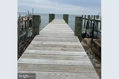 2113 Lake Drive, Pasadena, MD 21122 - Photo 2