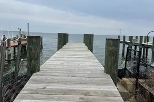 2113 Lake Dr, Pasadena, MD 21122 - Photo 2