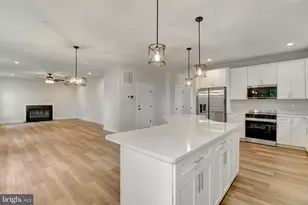 312 Caldwell Rd, Pasadena, MD 21122 - Photo 14