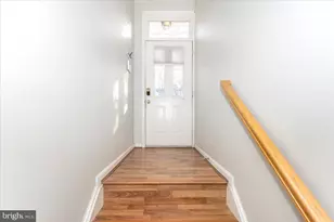 1683 Fallowfield Ct, Crofton, MD 21114 - Photo 2