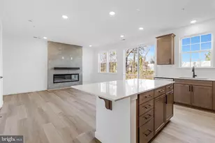 5724 Howard Dr, Glen Burnie, MD 21060 - Photo 10