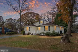 1219 Hillcreek Rd, Pasadena, MD 21122 - Photo 1