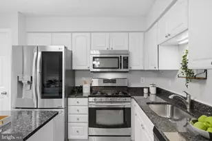 2512 Summers Ridge Dr, Odenton, MD 21113 - Photo 16