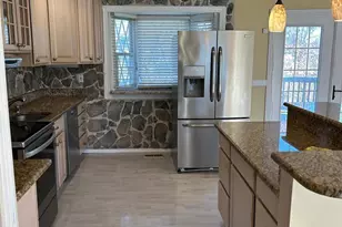 176 Morris Ct, Glen Burnie, MD 21060 - Photo 4