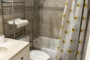 176 Morris Ct, Glen Burnie, MD 21060 - Photo 8